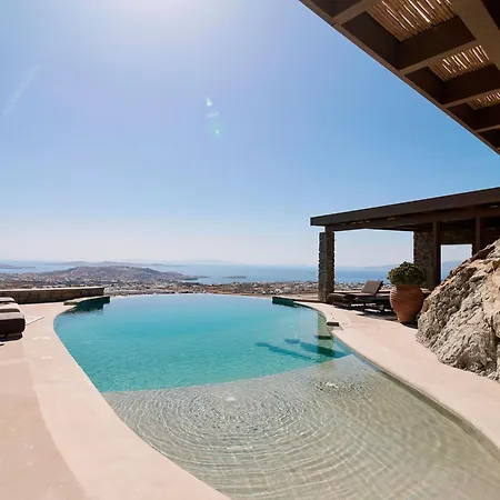 Mykonos Rocks & Mykonos Town