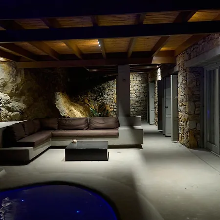 Mykonos Rocks & Hotel